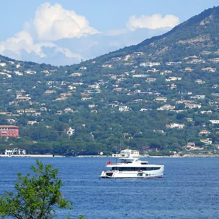Family Nest Overlooking The Gulf Of Apartman *