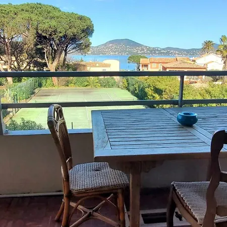 Family Nest Overlooking The Gulf Of