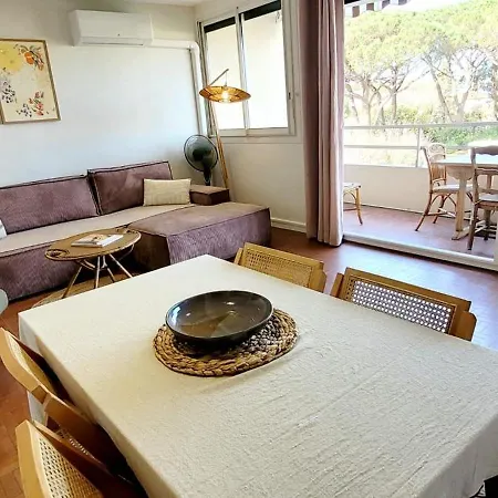 Family Nest Overlooking The Gulf Of Apartman Saint-Tropez