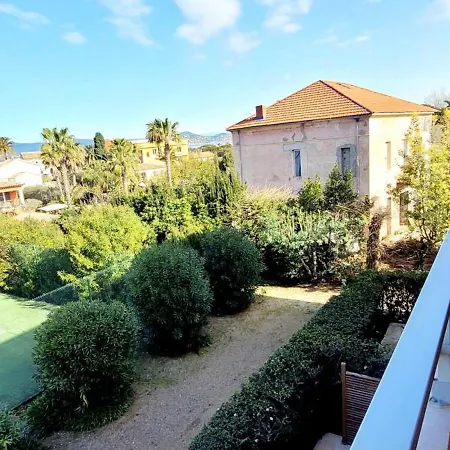 Family Nest Overlooking The Gulf Of * Saint-Tropez
